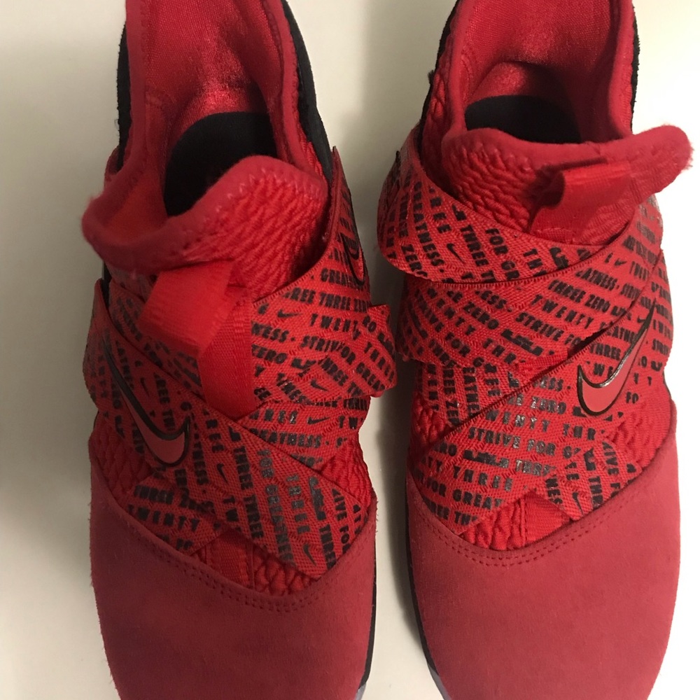 LEBRON SOLDIER X11 SHOES